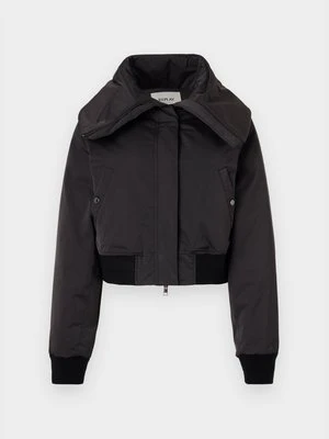 Kurtka Bomber Replay