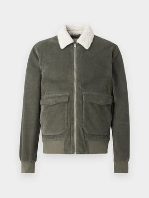 Kurtka Bomber Revolution