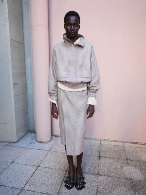 Kurtka bomber w kratkę jasny / pastelowy szary - Kobieta - - MANGO