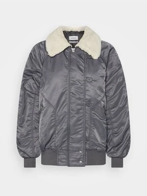 Kurtka Bomber Weekday