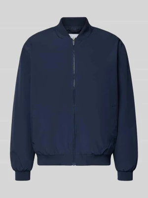 Kurtka bomberka ze stójką model 'CHARGE' jack & jones