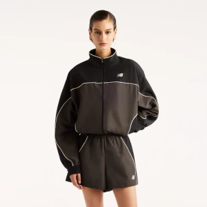 Kurtka damska New Balance WJ6279FYBLK – brązowa