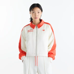 Kurtka damska New Balance WJ62J1HZAGA – biała