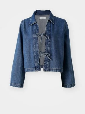 Kurtka jeansowa Gina Tricot