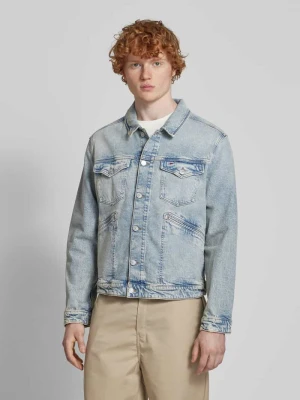 Kurtka jeansowa o kroju regular fit z mieszanki bawełny Tommy Jeans
