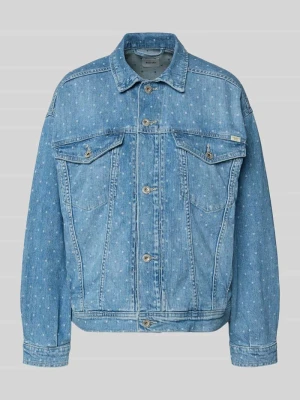 kurtka jeansowa o kroju regular fit z naszywką z logo model 'ARCATA' mustang