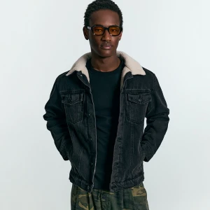 Kurtka jeansowa z ociepleniem i kołnierzem sherpa czarna House