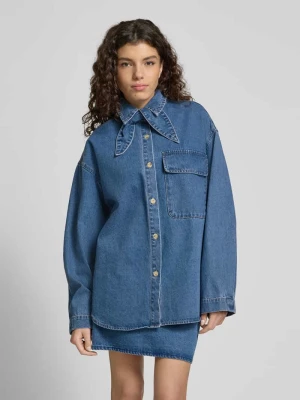 Kurtka koszulowa jeansowa o kroju oversized z kieszenią z patką na piersi model ‘Anisha’ EDITED