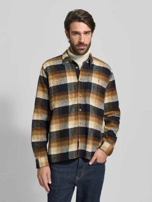 Kurtka koszulowa o kroju regular fit z czystej bawełny model ‘WOODFOOT’ Barbour