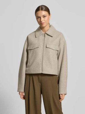 Kurtka koszulowa o kroju regular fit z zamkiem błyskawicznym model ‘FORTUNEFREJ’ Vero Moda