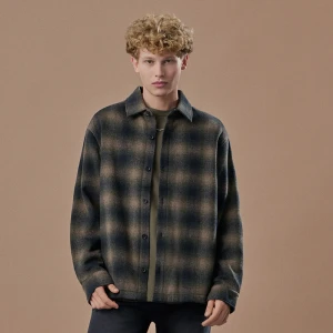 Kurtka koszulowa w beżowo-brązową kratę House