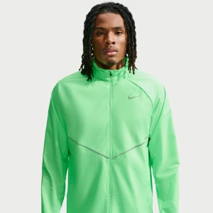 Kurtka męska do biegania z ochroną przed promieniowaniem UV Repel Nike Miler - Zieleń