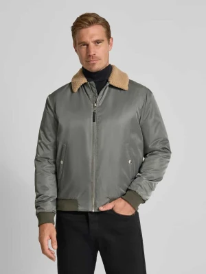 kurtka o kroju regular fit z wykładanym kołnierzem MCNEAL