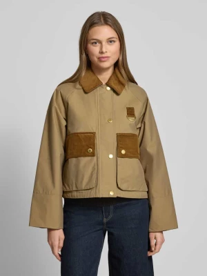 Kurtka o kroju relaxed fit z mieszanki bawełny ze sztruksowym kołnierzem model ‘PHOEBE’ Barbour