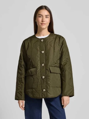 Kurtka pikowana o kroju regular fit z jednorzędową listwą guzikową model ‘MILLIE’ Vero Moda