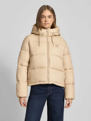 Kurtka pikowana o kroju regular fit z kapturem Tommy Jeans