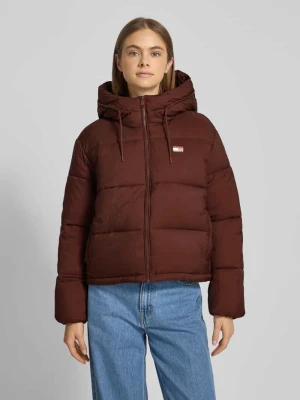 Kurtka pikowana o kroju regular fit z kapturem Tommy Jeans