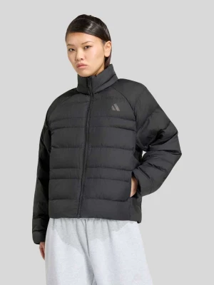 Kurtka pikowana o kroju regular fit z nadrukiem z logo Adidas Czarny