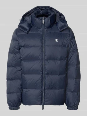kurtka pikowana o kroju regular fit z odpinanym kapturem Calvin Klein Jeans Granatowy