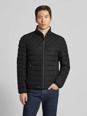 Kurtka pikowana o kroju slim fit z kołnierzem z podszewką Christian Berg Men