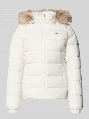 Kurtka pikowana o kroju slim fit z wypełnieniem puchem i pierzem Tommy Jeans