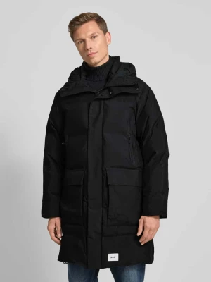 Kurtka pikowana z kapturem model ‘WINER’ khujo