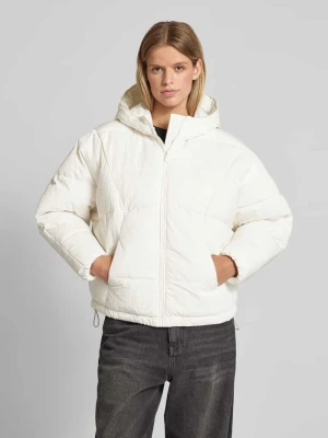 Kurtka pikowana z kapturem REVIEW