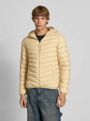 Kurtka pikowana z kapturem REVIEW