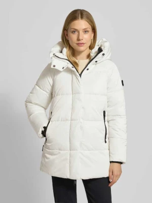 Kurtka pikowana z kieszeniami zapinanymi na zamek błyskawiczny model ‘SUDA’ khujo