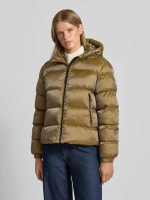 Kurtka pikowana z kieszeniami zapinanymi na zamek błyskawiczny Superdry