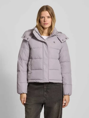 Kurtka pikowana z logo i wpuszczanymi kieszeniami Calvin Klein Jeans