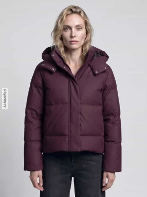 Kurtka pikowana z odpinanym kapturem Vero Moda Ciemnoczerwony