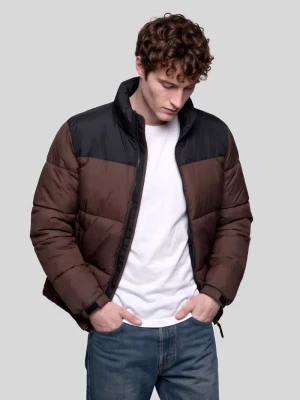 kurtka pikowana o kroju regular fit z wysoką stójką model 'ONSMAVERICK' Only & Sons Ciemnobrązowy