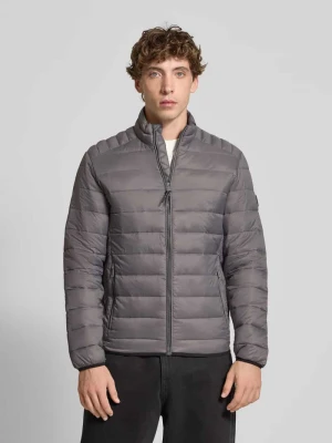 Kurtka pikowana z zapięciem na zamek błyskawiczny model ‘BRADLEY’ jack & jones