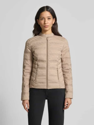 Kurtka pikowana ze wzorem z logo model ‘NEW VONA’ Guess