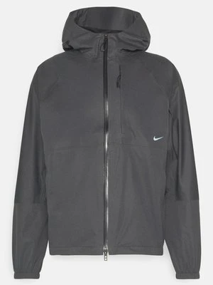 Kurtka przeciwdeszczowa Nike Performance