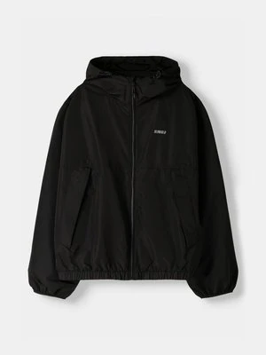 Kurtka przejściowa Bershka