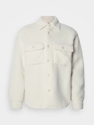 Kurtka przejściowa Boss