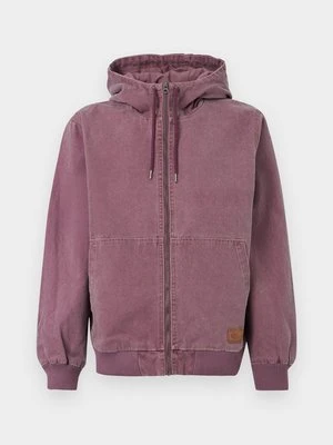 Kurtka przejściowa Element