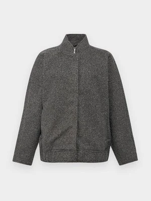 Kurtka przejściowa JDY