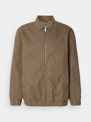 Kurtka przejściowa lindbergh