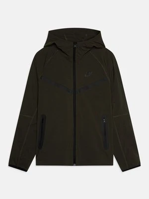 Kurtka przejściowa Nike Sportswear