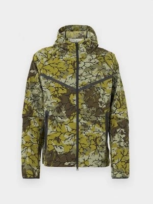 Kurtka przejściowa Nike Sportswear
