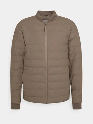 Kurtka przejściowa Rains