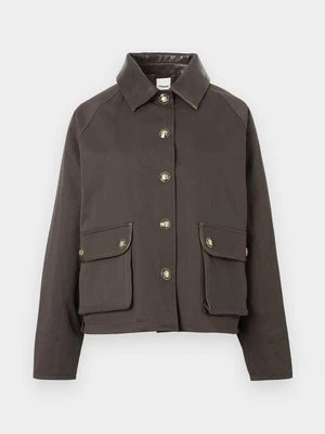 Kurtka przejściowa sandro