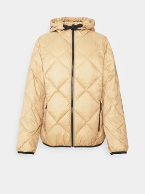 Kurtka puchowa b.Young