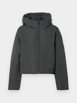 Kurtka puchowa Maison Kitsuné