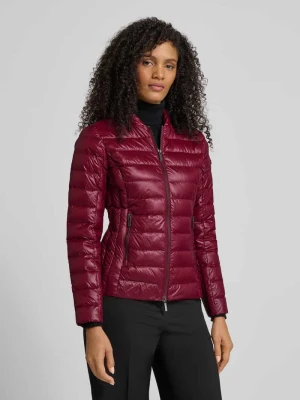 Kurtka puchowa o kroju shaped fit z kieszeniami zapinanymi na zamek błyskawiczny Armani Exchange