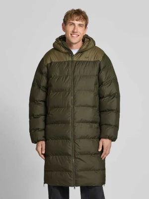 kurtka w stylu puffer o kroju regular fit z zamkiem błyskawicznym adidas Originals Oliwkowy
