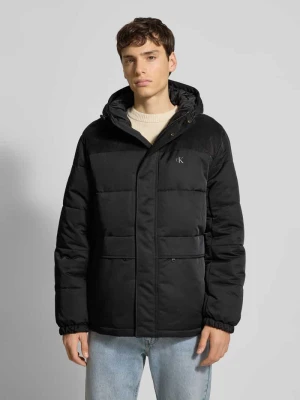 Kurtka w stylu puffer z krytym zamkiem błyskawicznym i wyhaftowanym logo Calvin Klein Jeans